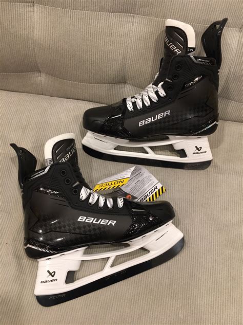 BAUER SUPREME SHADOW SKATE SENIOR.